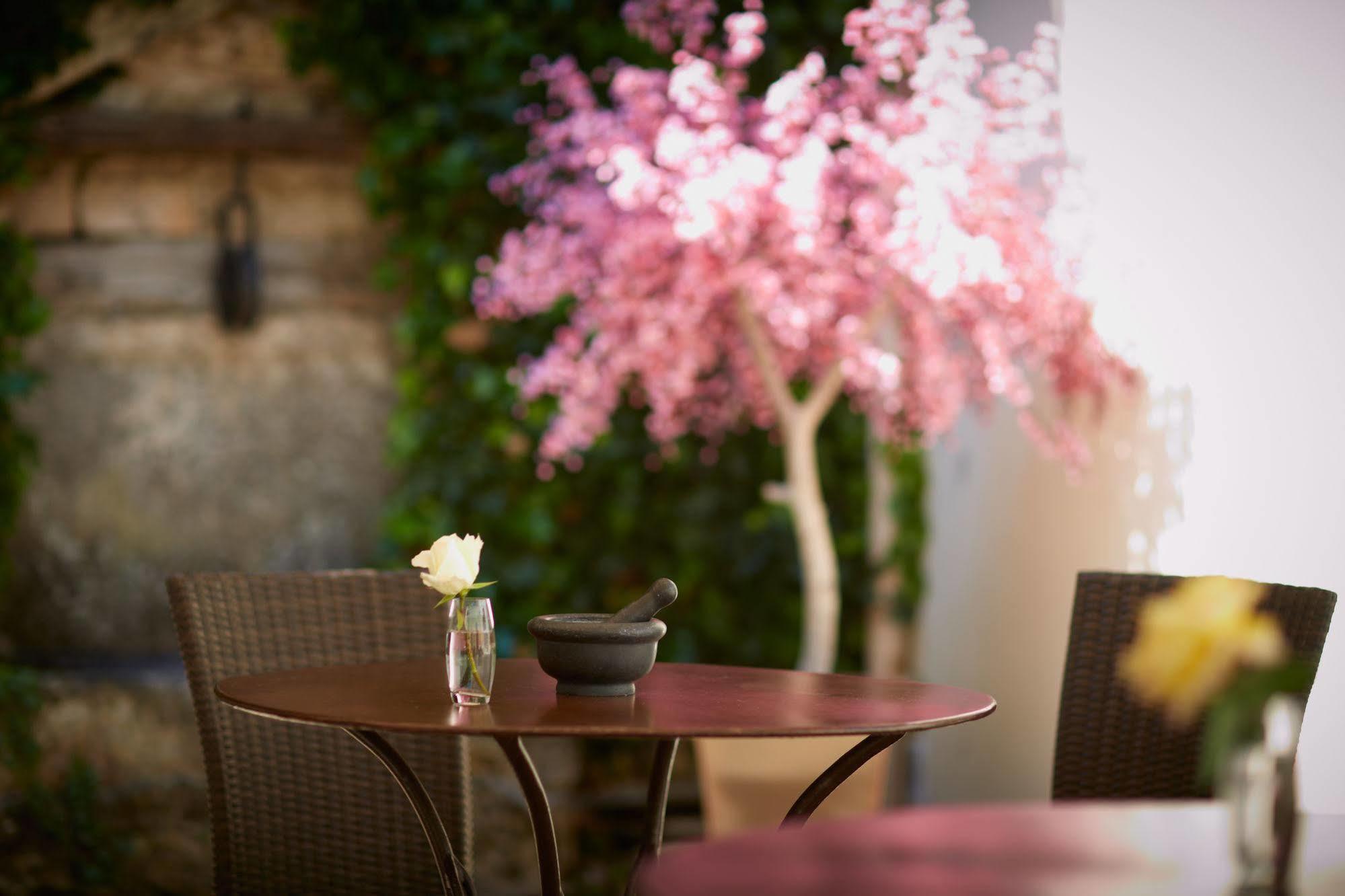 Olivier Leflaive Hotel Restaurants Puligny-Montrachet Exterior foto